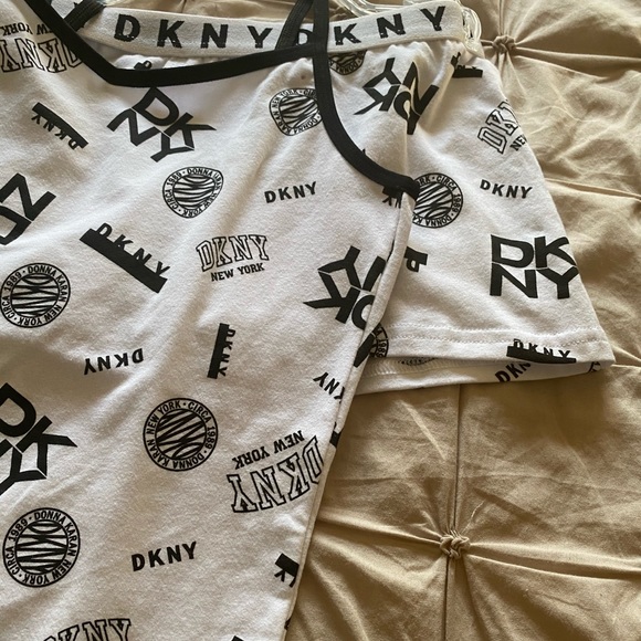 Sold:Sale 🎈DKNY NWTs Youth Intimates set - Picture 5 of 8